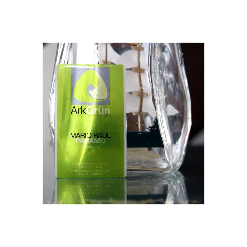 Tarjetas transparentes y translucidas arkgraund