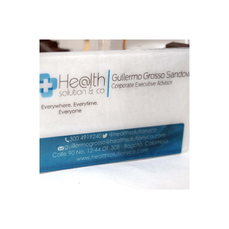 Tarjetas transparentes y translucidas health solution
